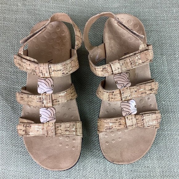 Vionic Cork Tan Sandals - Picture 3 of 11